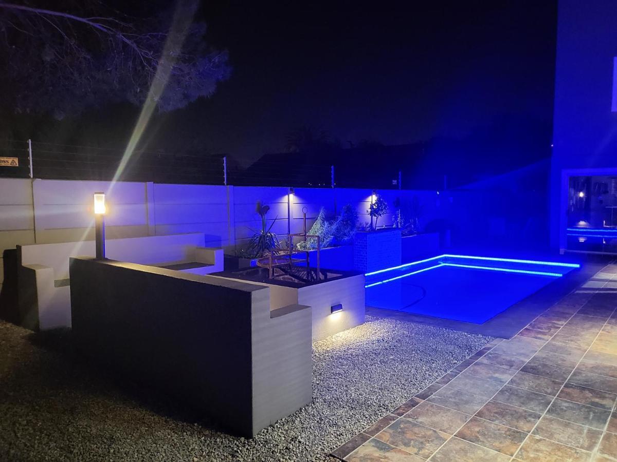 Willow Retreat Blouberg Homestay *